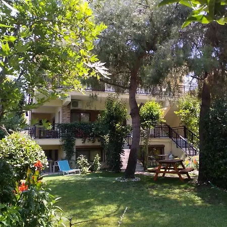 Apartment Ormos House *