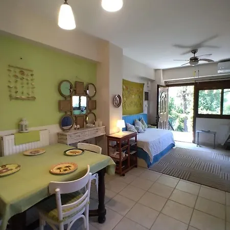 Ormos House Apartment