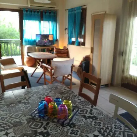Apartment Ormos House *
