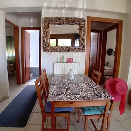 Ormos House Апартаменты Ормос-Панайяс